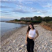 Me considero una persona con ganas de aprender y de enseñar, me gustaría dar clases a aquella gente que le cueste y necesite una ayuda extra.